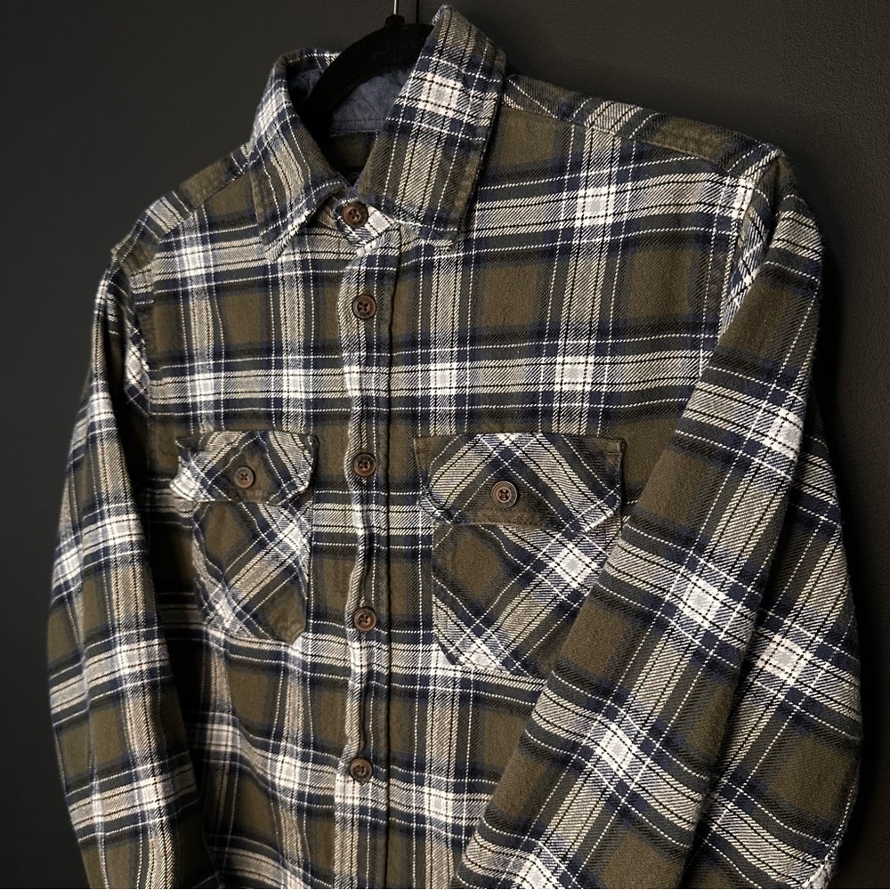 Hacha Plaid Button-Up Flannel Shirt size Small
